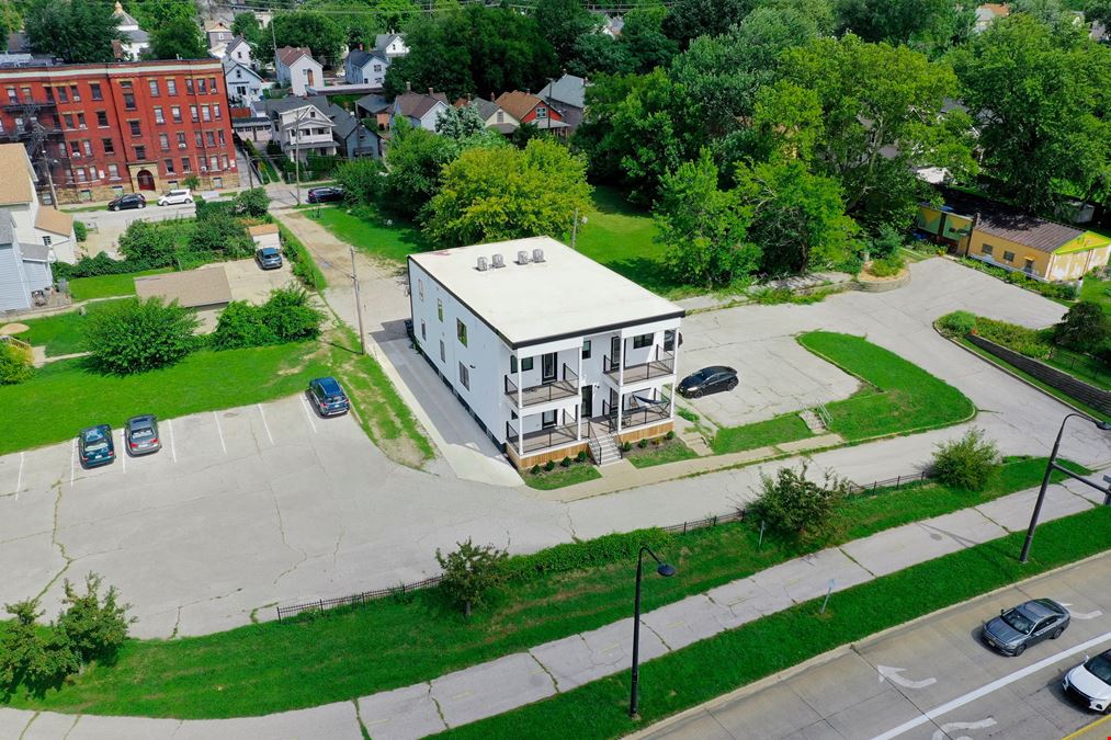 1295 Holmden Ave
