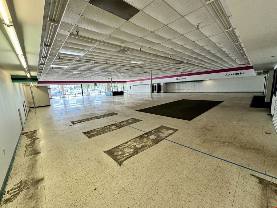 Gateway Village - Deland Retail Spaces For Lease