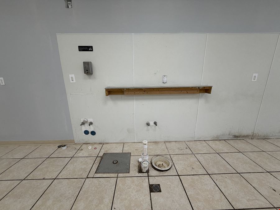 Retail for Lease in Ann Arbor (Pittsfield)