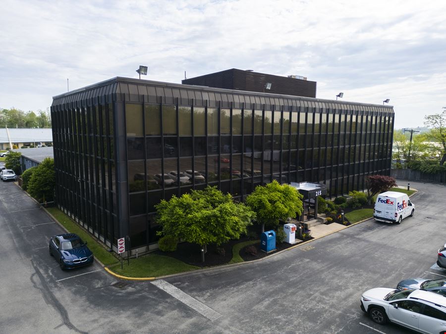 215 W Church Rd