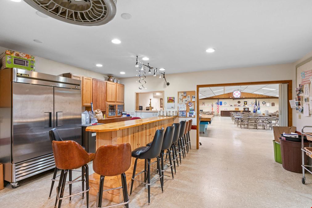 4584 S Straits Highway, Indian River, MI, 49749