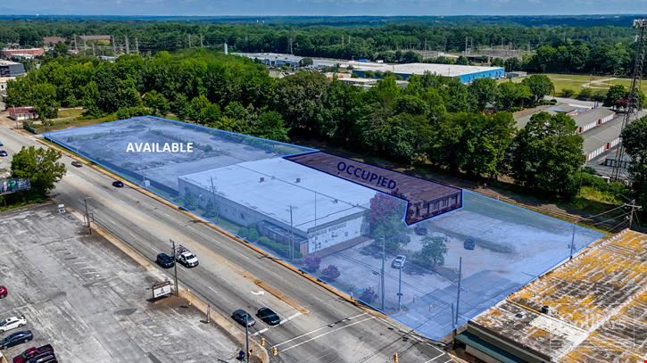 ±19,000-SF Mixed-Use Facility Available, Just Outside of Downtown Spartanburg