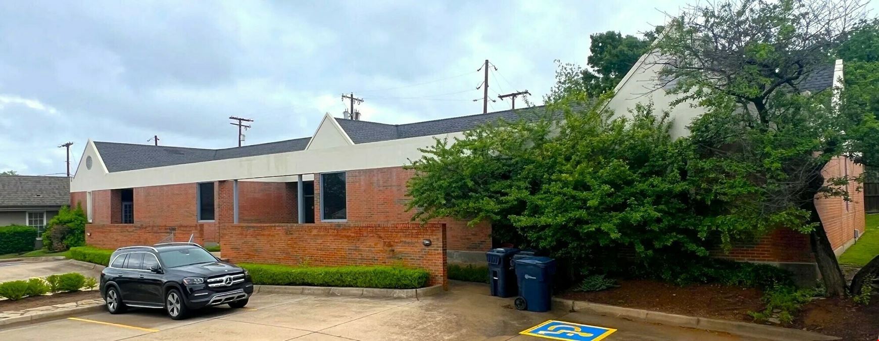 4808 N Classen Blvd
