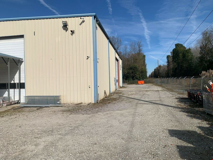 Large Industrial Warehouse w/ Office For Lease Moncks Corner