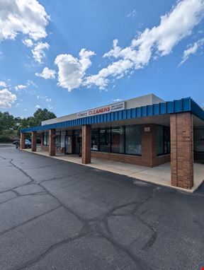 Ravenswood Center Retail | Office Suites Available