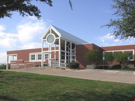 Preview of Office space for Rent at 1717 Precinct Line Rd