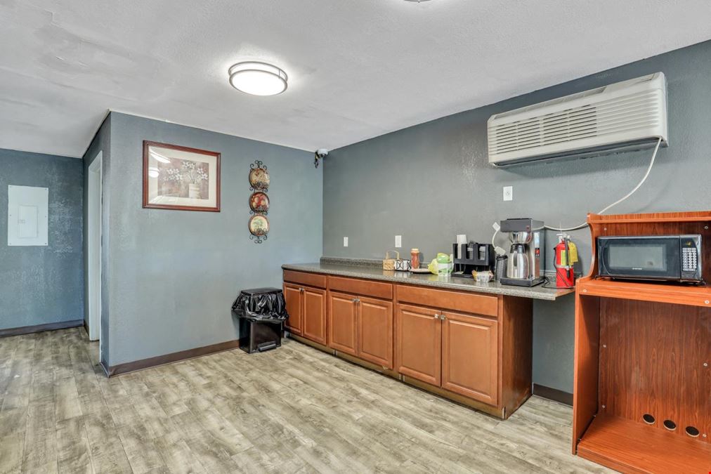 Fairbridge Inn Express 