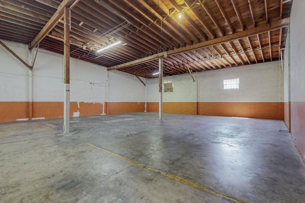 MULTI-TENANT INDUSTRIAL WITH HEAVY POWER, DOCK SPACE, & ROLL-UP DOORS