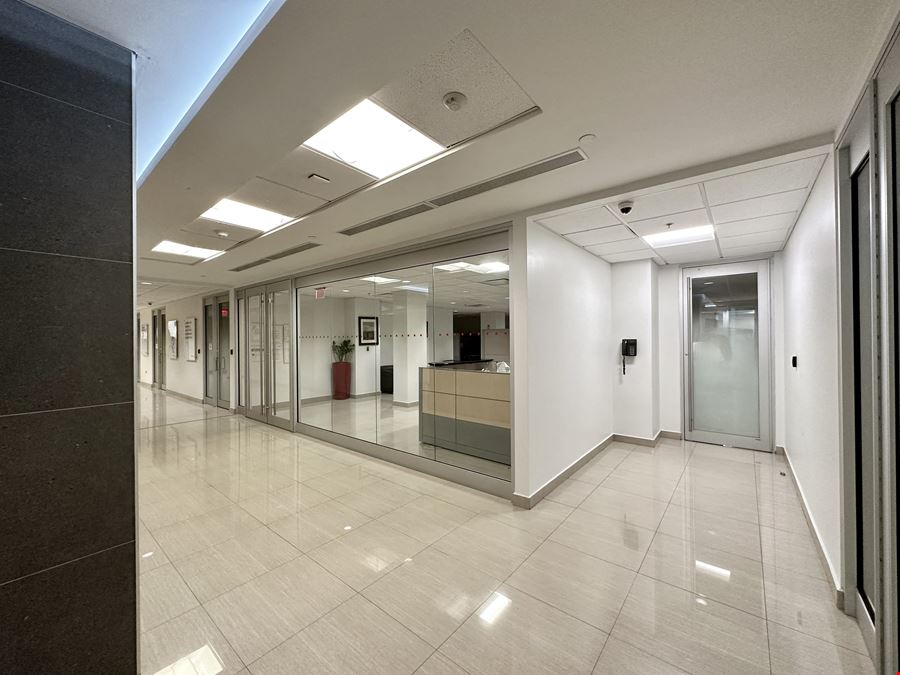 280 Plaza | Office Spaces for Lease