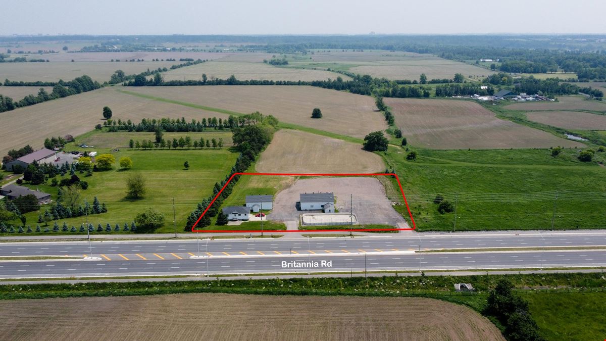 Flexible Lease Offering: House + Shops on 2 Acres