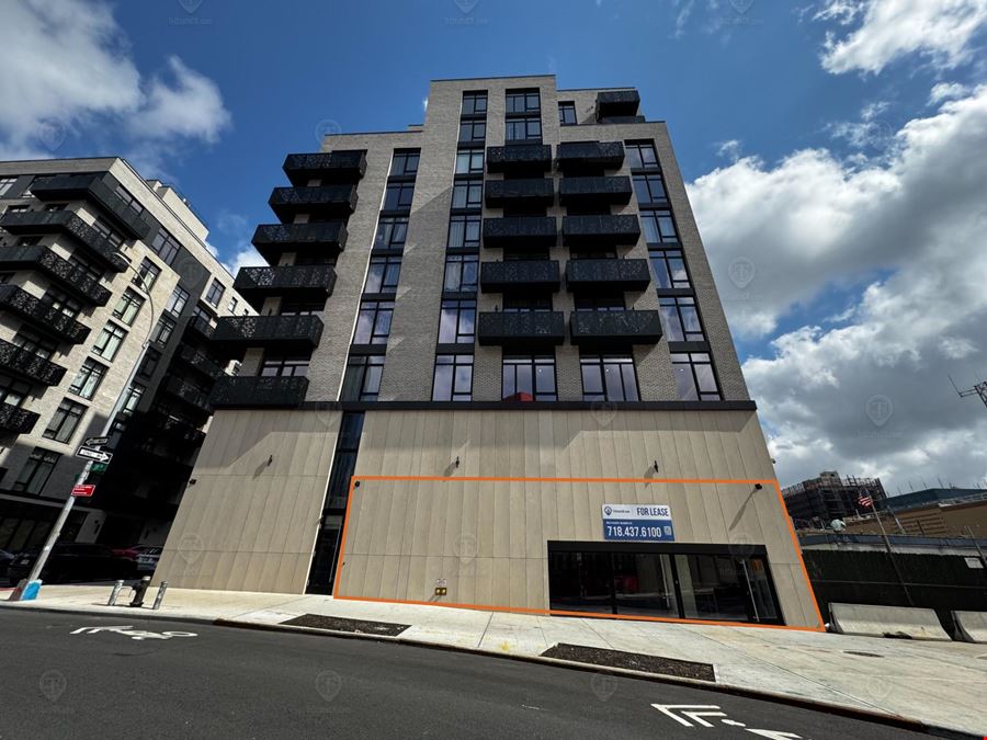 4,400 SF | 38-27 32nd Street | Vanilla Box Retail With 20 Ft of Frontage for Lease
