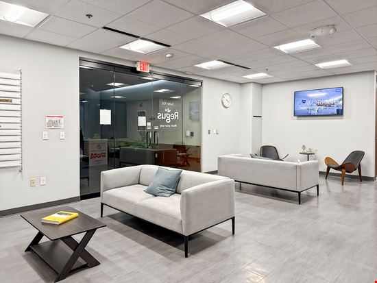 Regus - Wauwatosa - Honey Creek Corporate Center