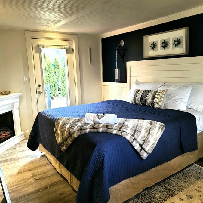 Starlight Lodge