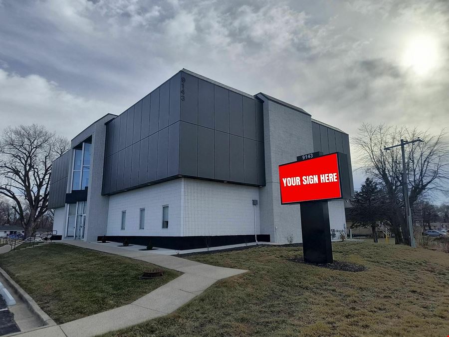9143 Indianapolis Blvd Office Building