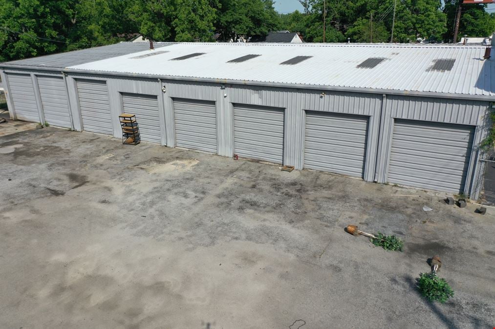±11,320 SF Free-Standing Office/Industrial Building | for Lease