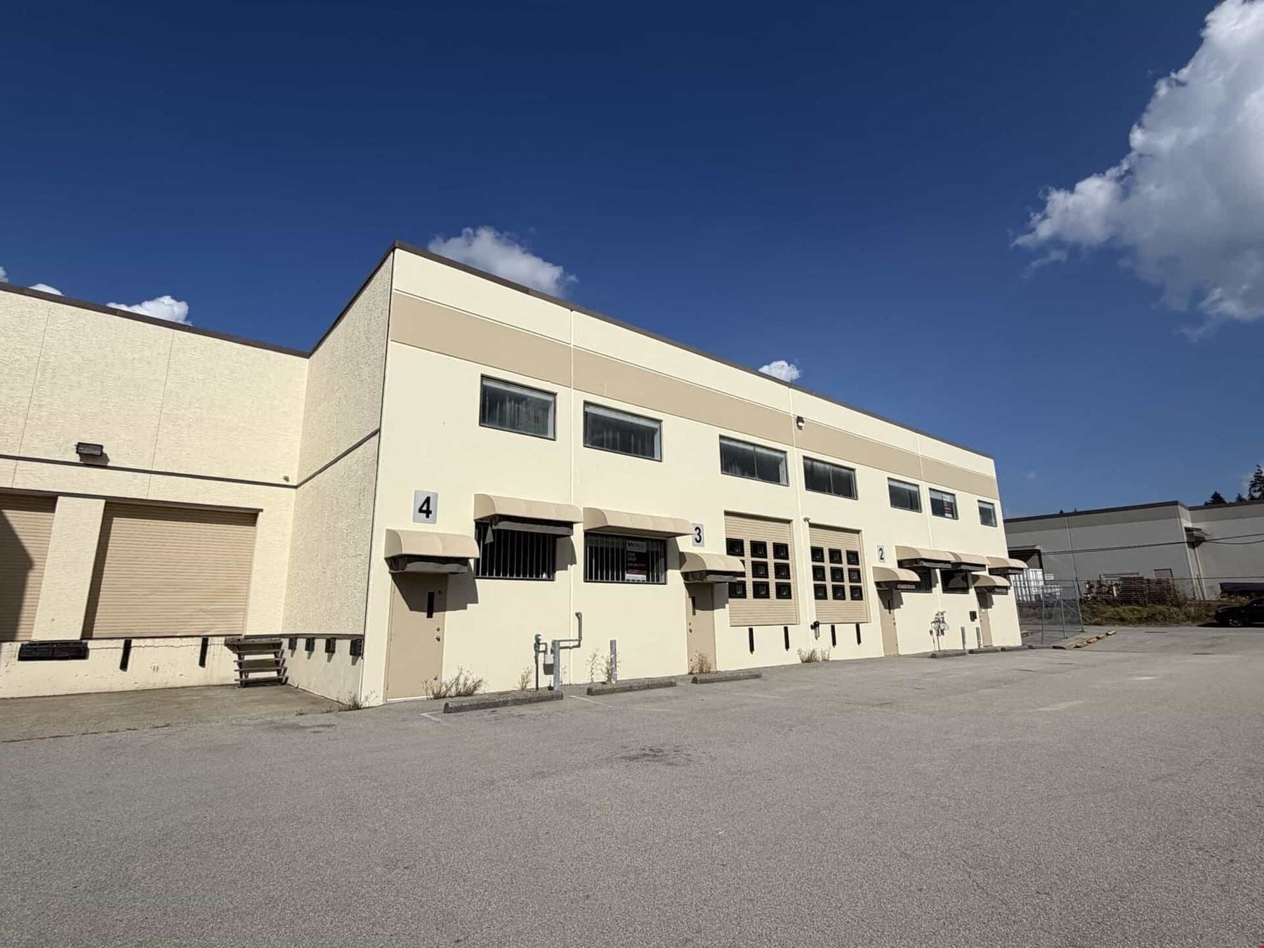 #1-4 211 Schoolhouse Street