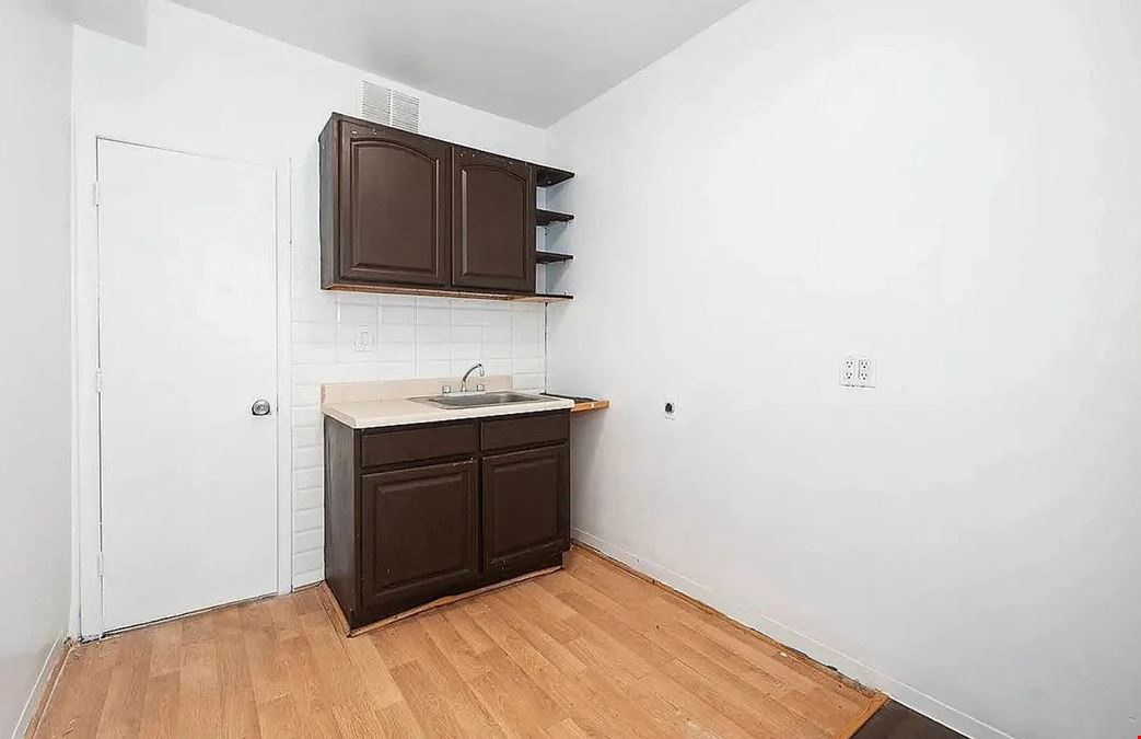52 West 125th St