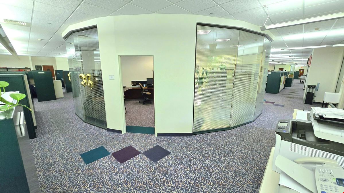 Rare Corporate Office Center near Downtown!