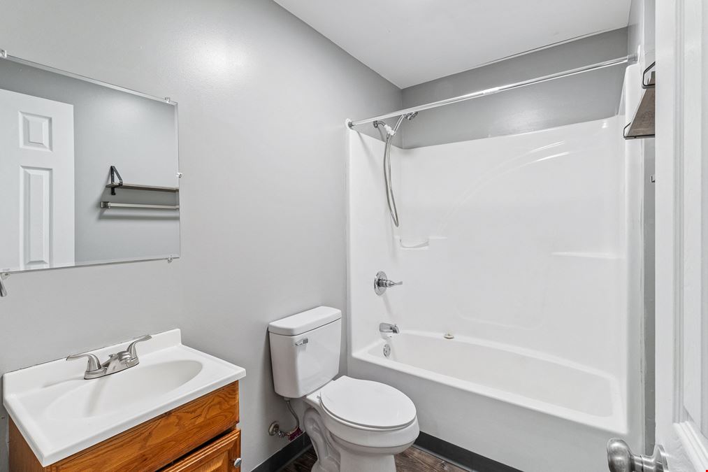 10 Unit Apartment in off Bardstown Rd