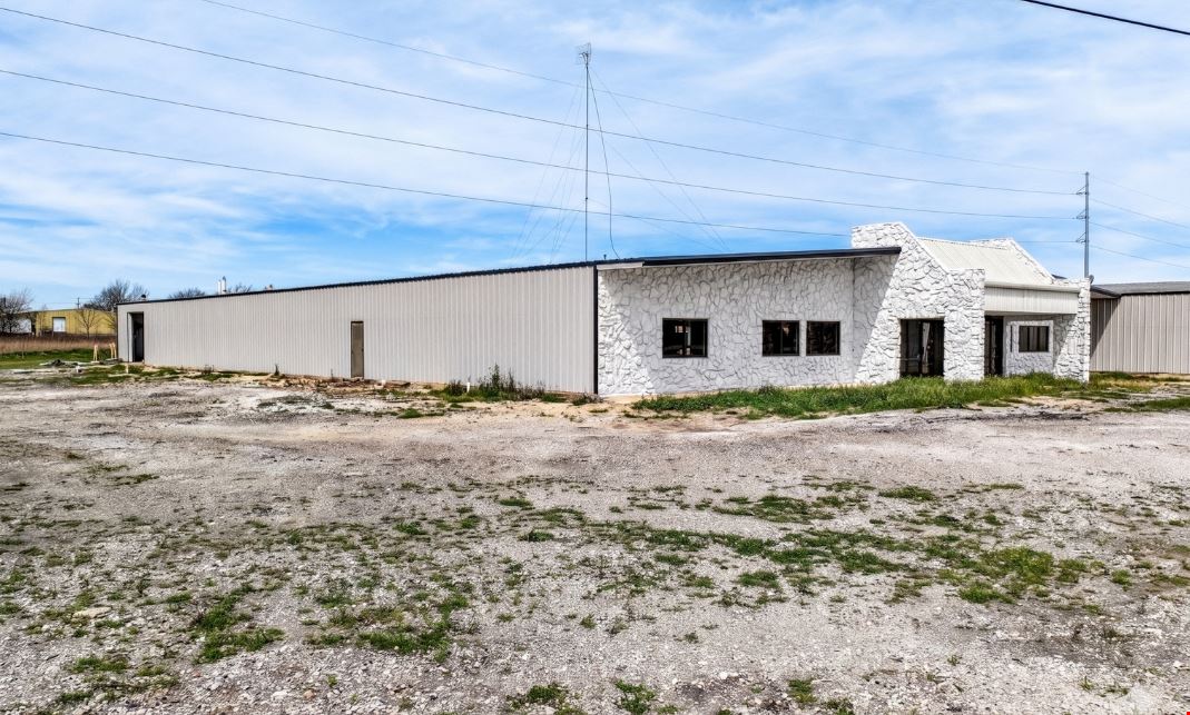 5888 Highway 66 Greenville TX - 38125 SF Flex Space