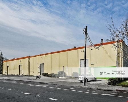 Preview of Industrial space for Rent at 571-591 Race St