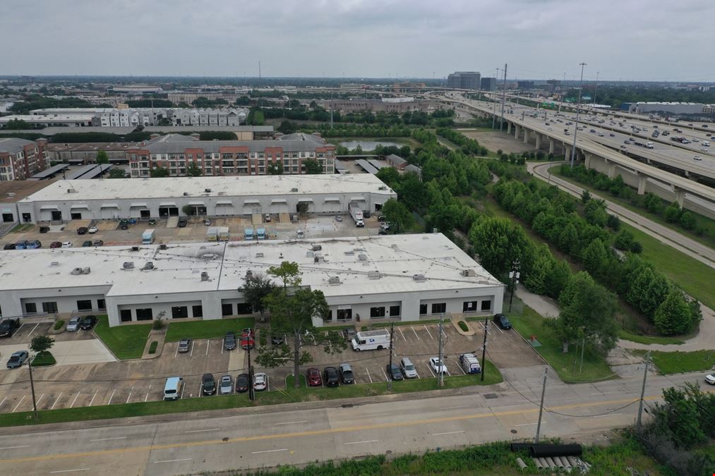 4404 - A West 12th Street
