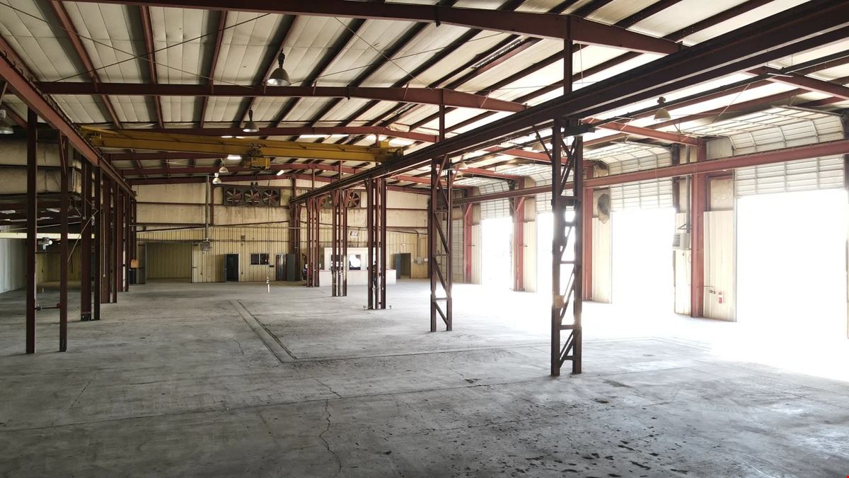 Amenity Heavy ±30,000 SF Industrial Office/Warehouse