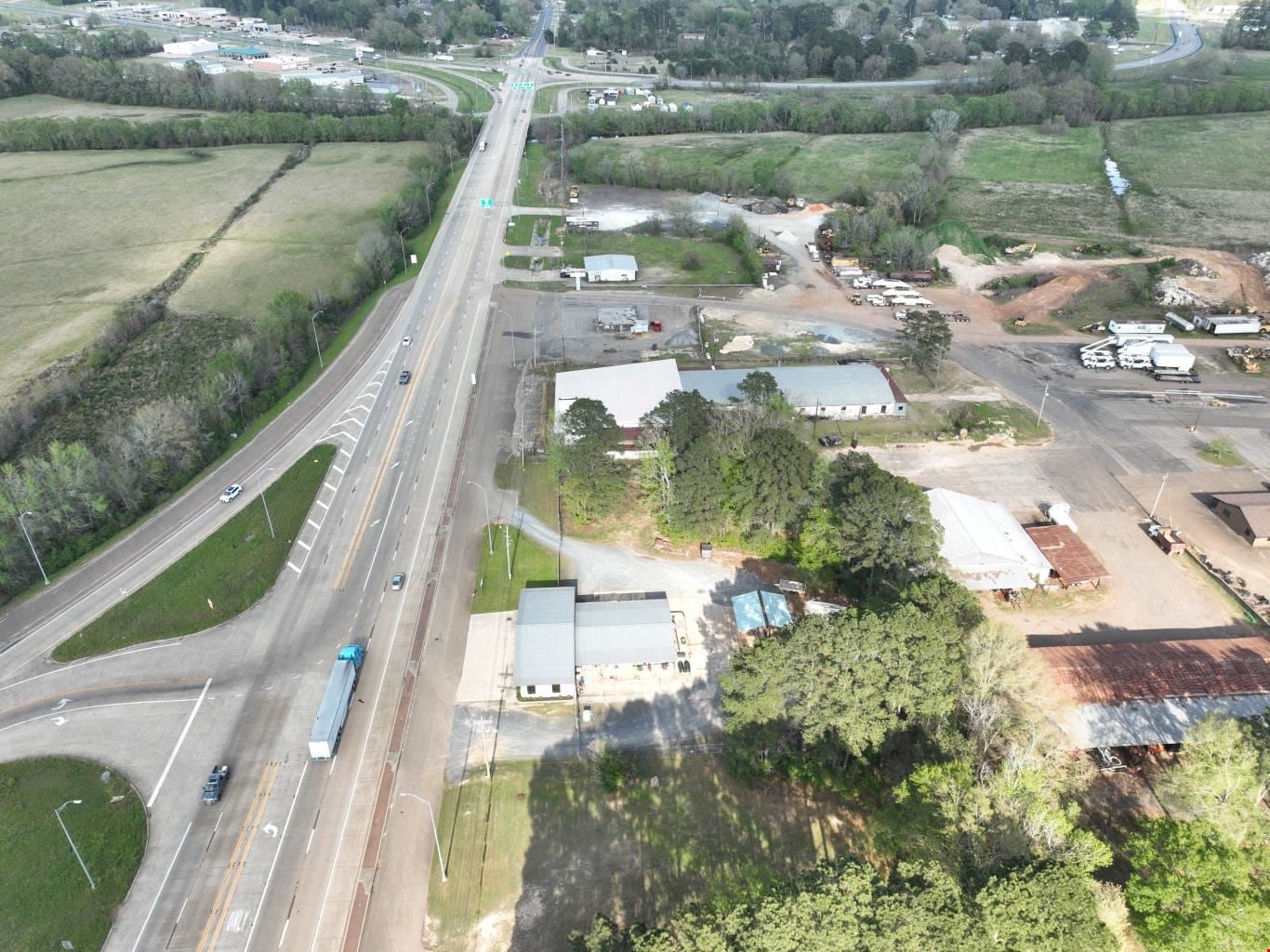 Atlanta, TX Commercial Building in Prime Location