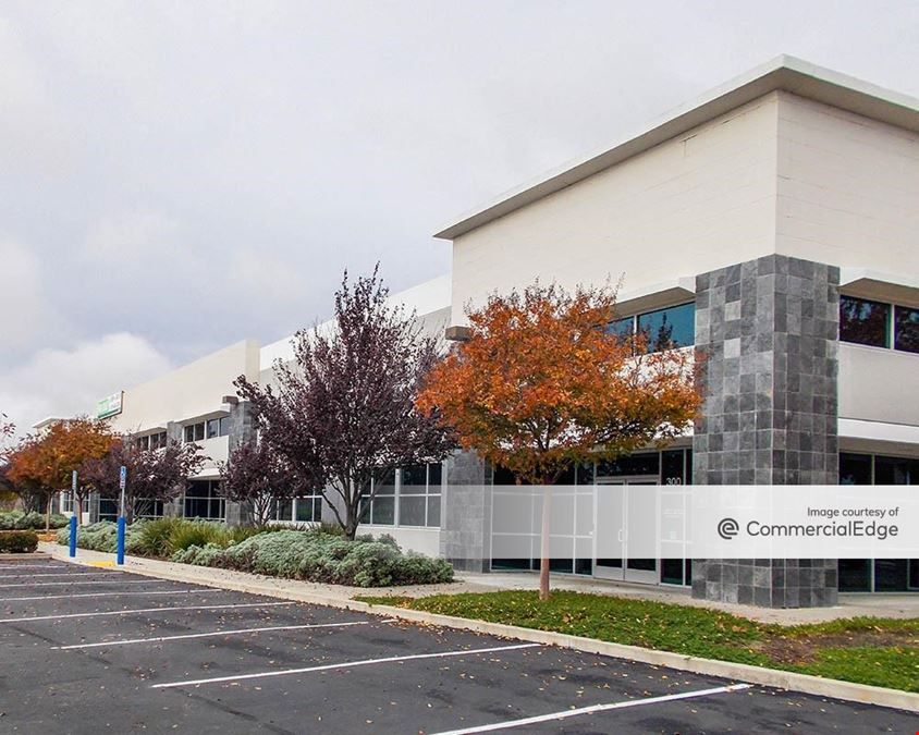 Laguna West Business Center