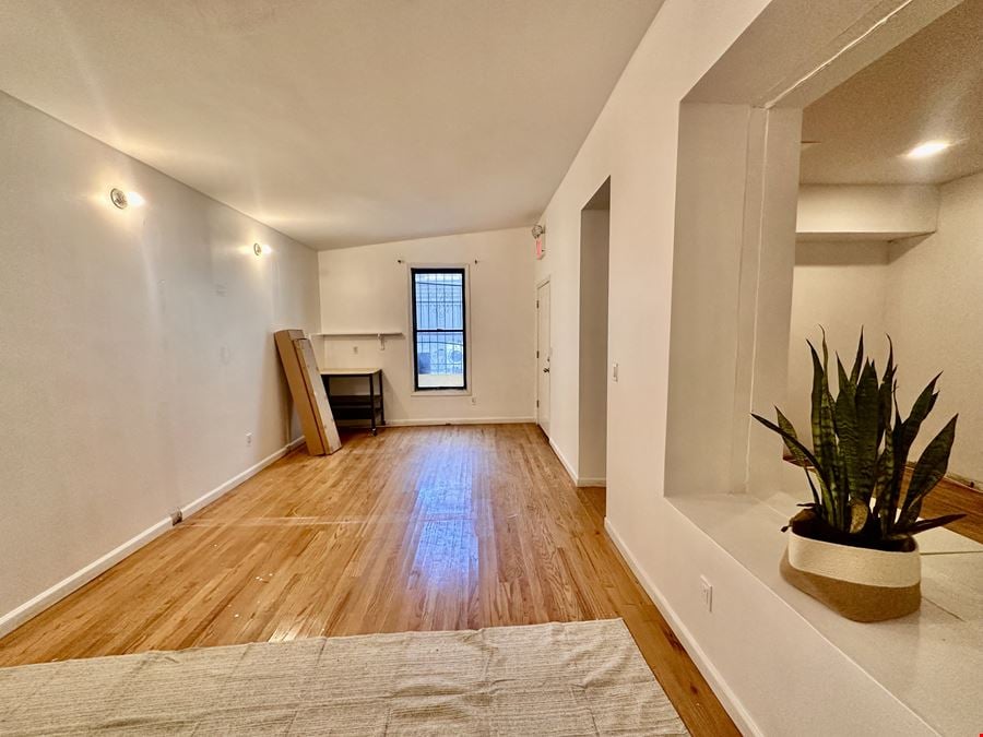 90 Elizabeth St