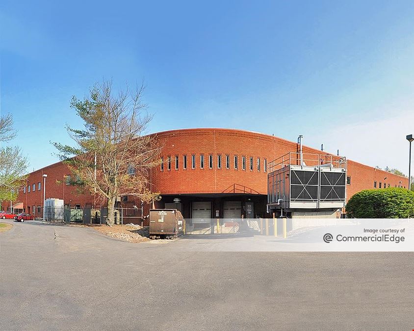 Brookside Office Park - 2 Edgewater Drive