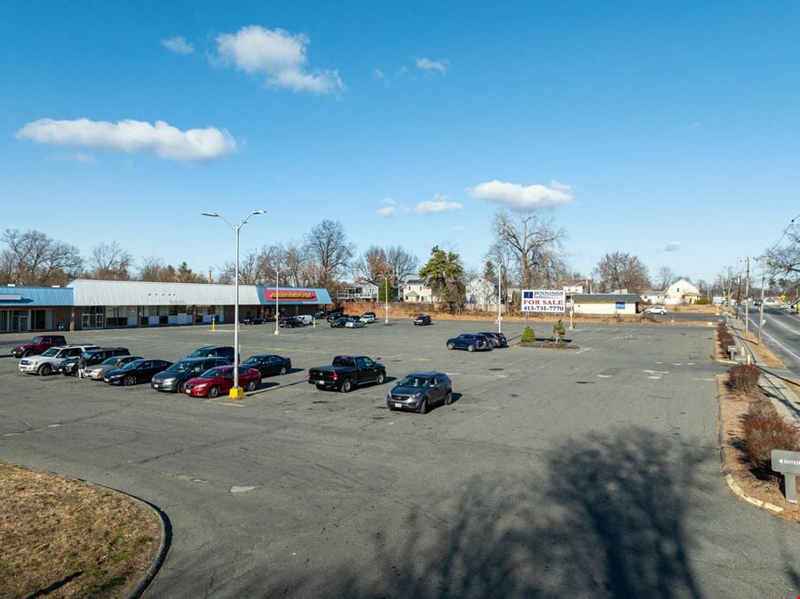 Springfield Neighborhood Retail Plaza