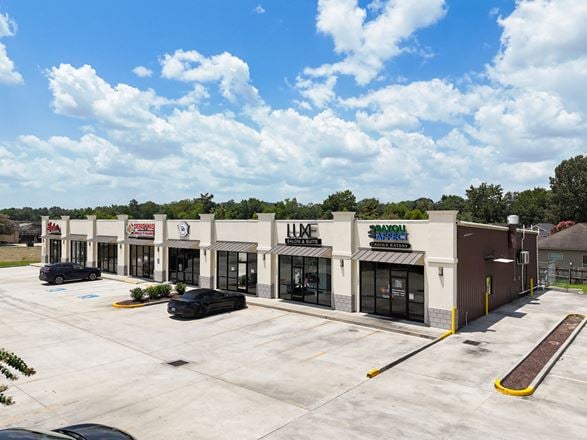 Preview of Retail space for Rent at 660, 670 O'Neal Lane
