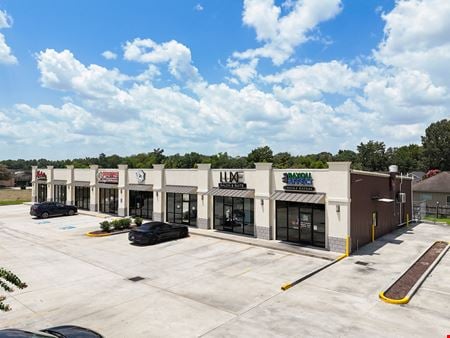 Preview of Retail space for Rent at 660, 670 O'Neal Lane