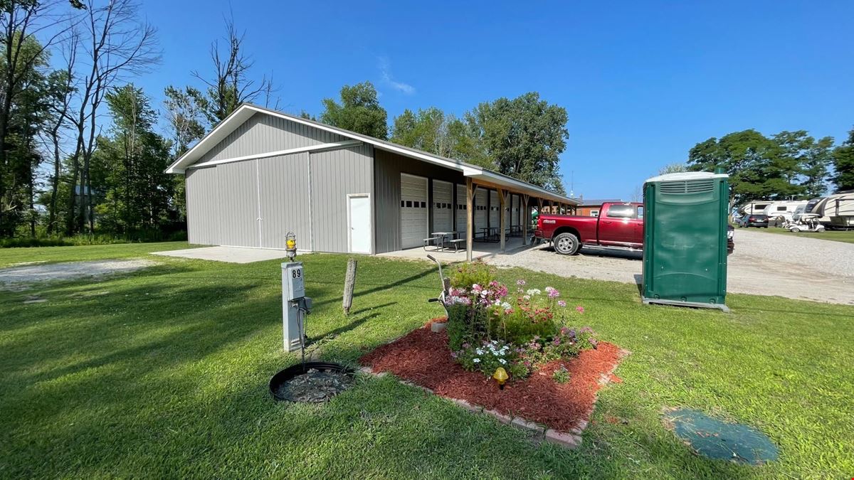 Pointe Au Gres Marina & Campground 