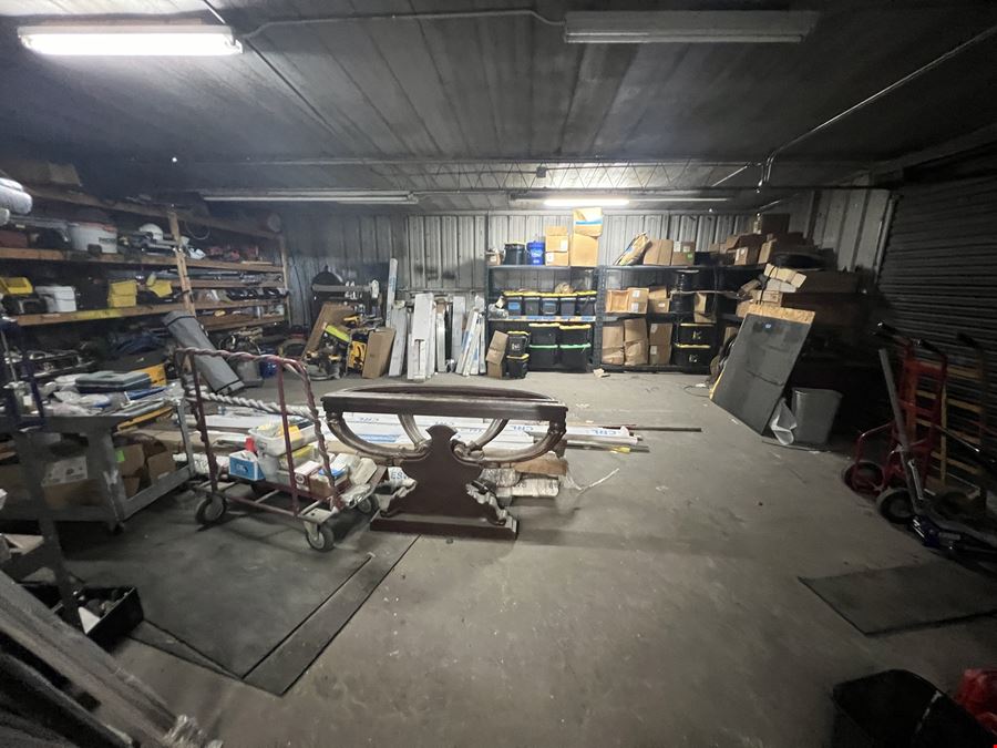 5004 SF Drew Park Industrial Warehouse