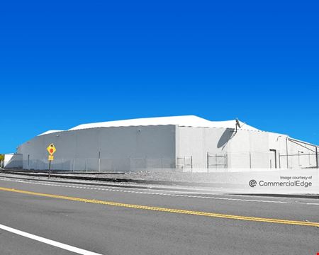 Preview of Industrial space for Rent at 1905 Dennison Street