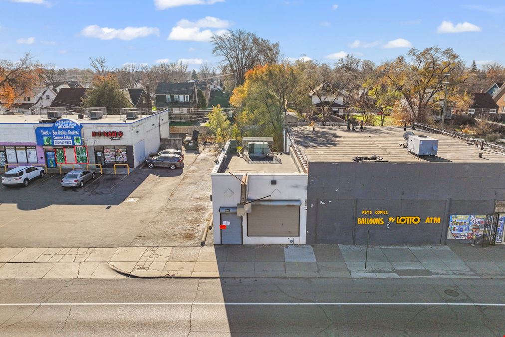 7606 Seven Mile E