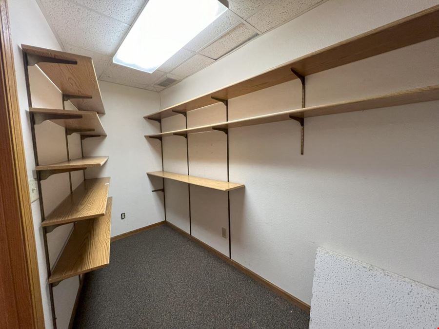 Creekside Professional Office Suite