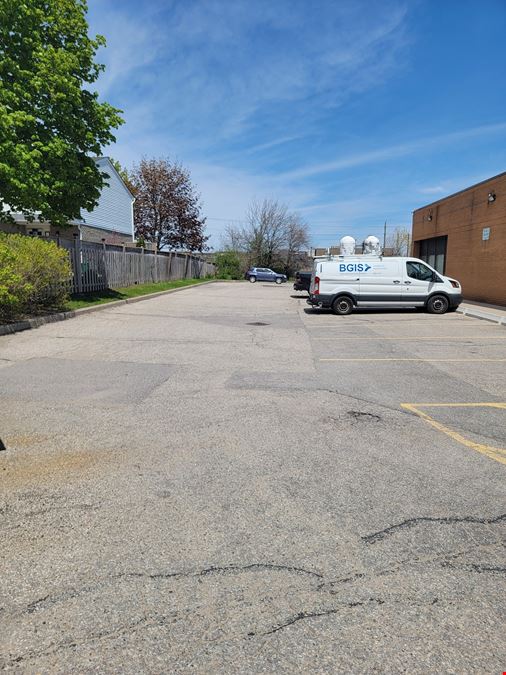 601 Doon Village Road, Unit 1