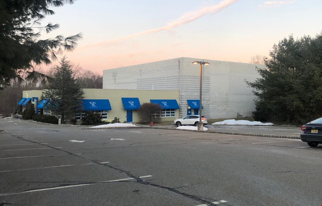 200 Commons Way