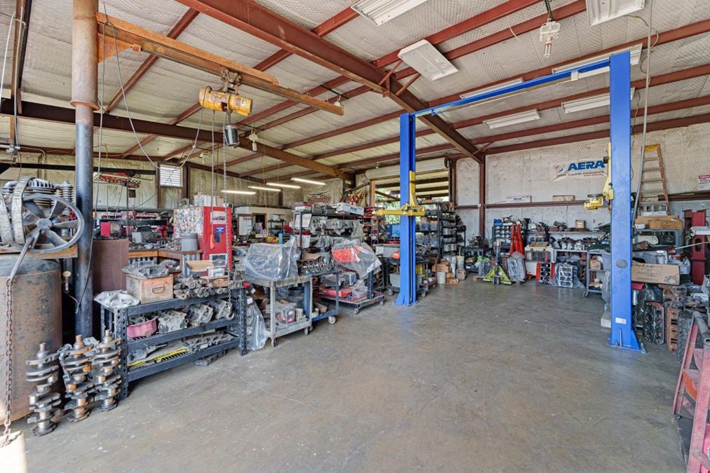 Warehouse for Sale in Kerens