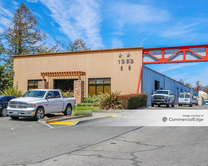 1360 N McDowell Blvd