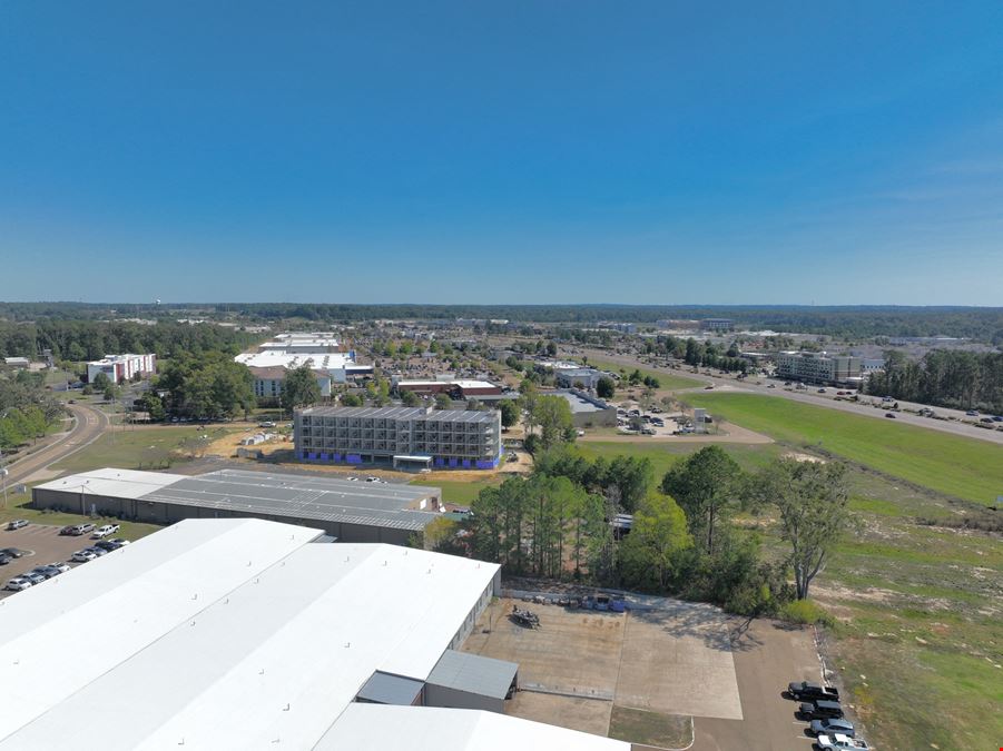 Land - 1 - 9 Acres Available on Lakeland Drive - Flowood, MS