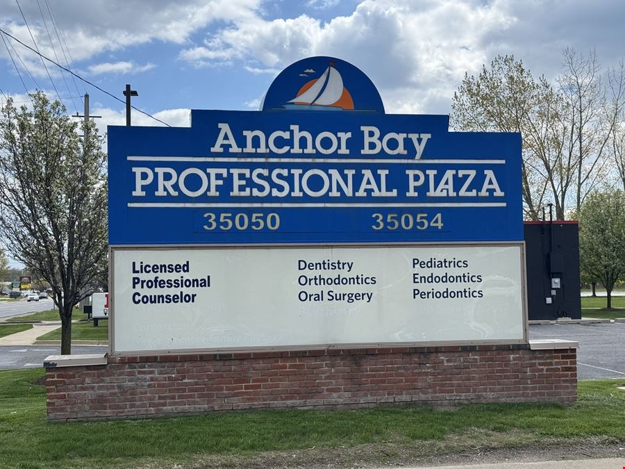 Anchor Bay Professional Plaza