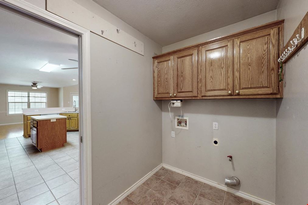 2600 Greenberry Circle