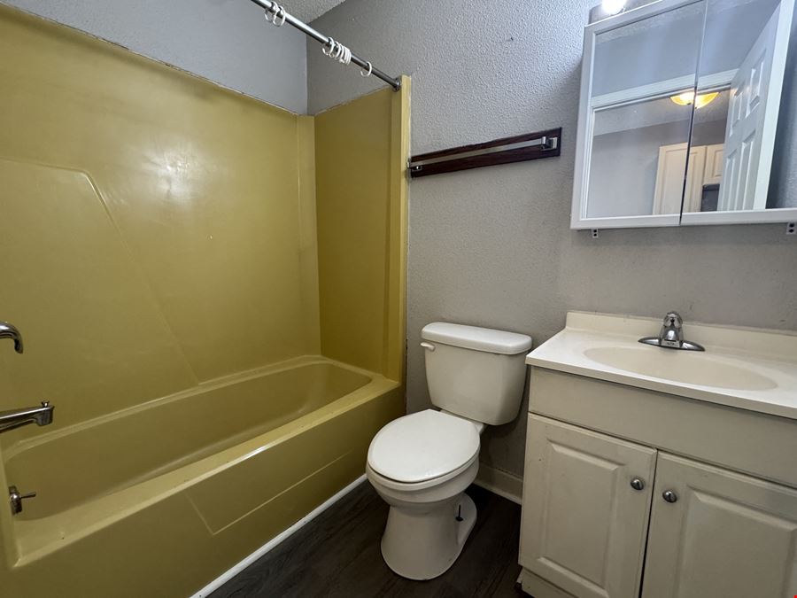 152 & 162 S Dipper Ln