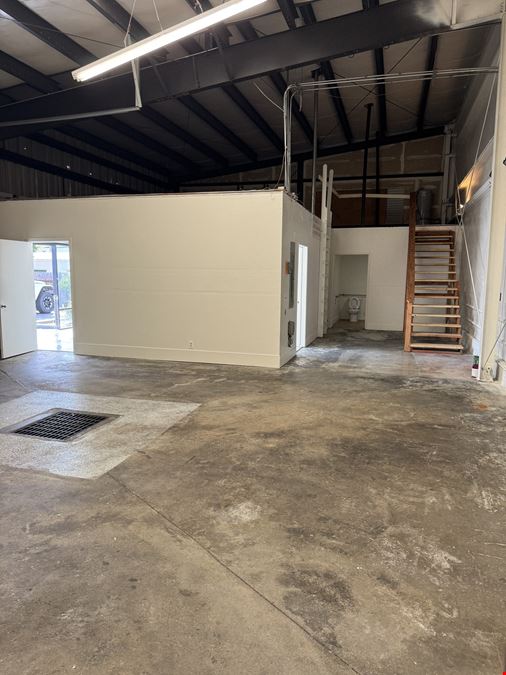 9100 El Camino Real
