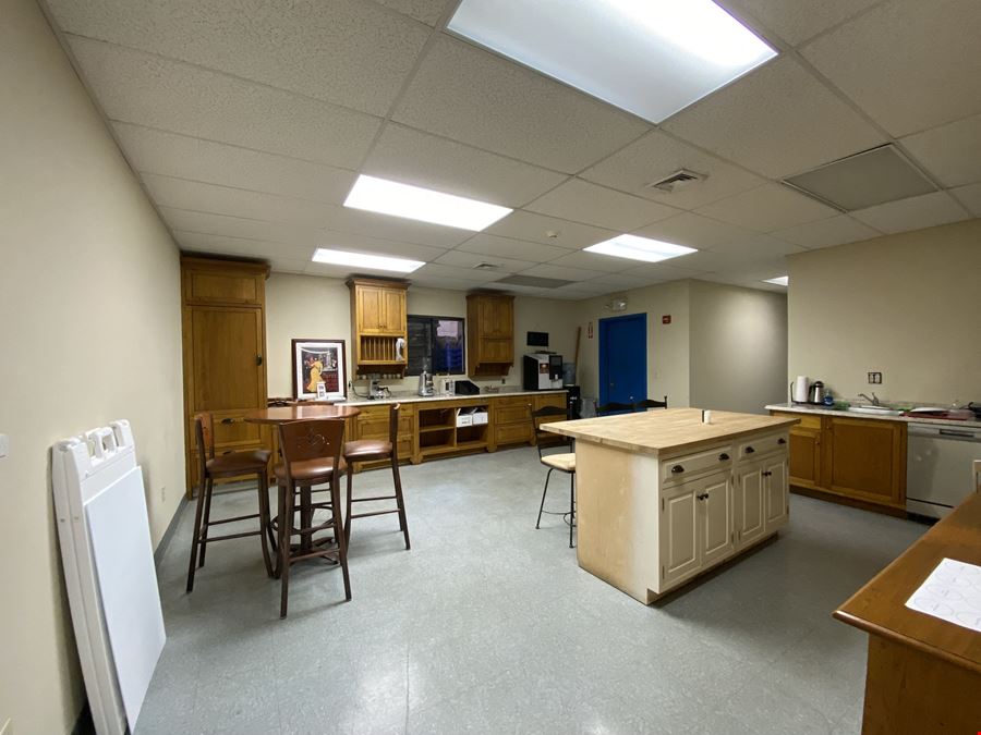 10,000 SF Industrial Space