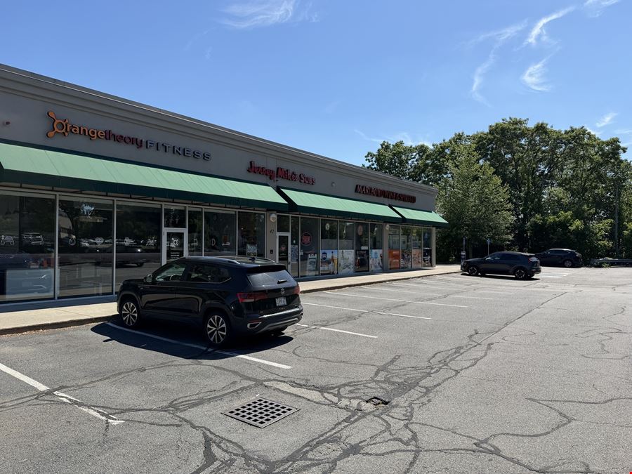 Marlborough, MA - Boston Post Road West Retail Center